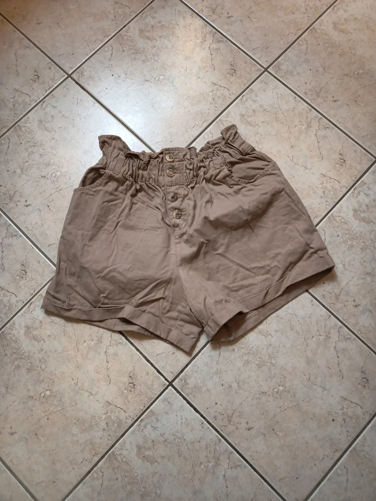 Short beige Terranova